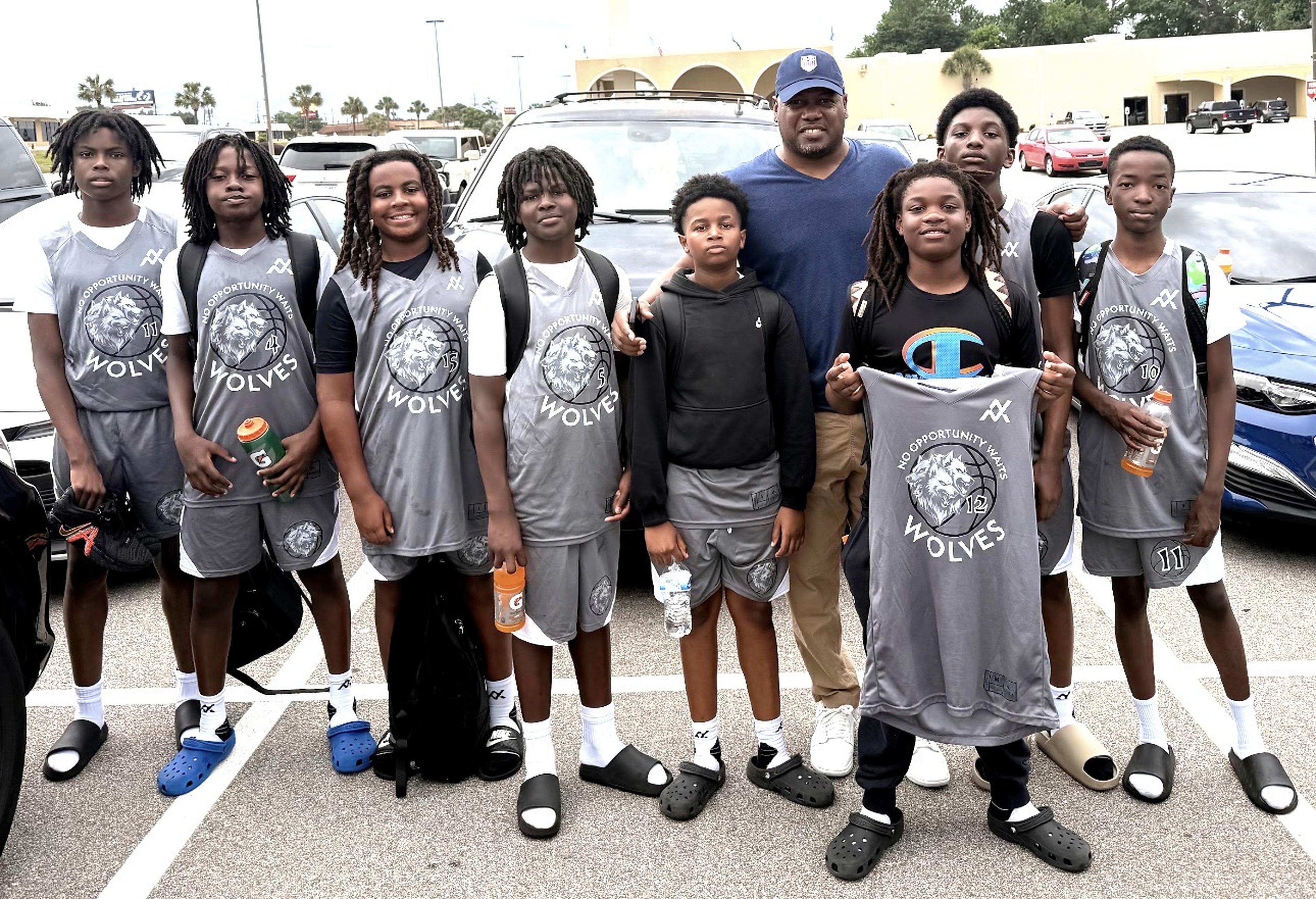 N.O.W. Wolves players and coaches with Will Avery Jr. at the SABA Southeastern Tournament in Columbia, South Carolina